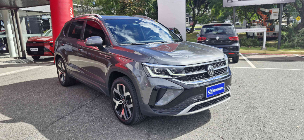 taos highline 250 1.4 tb at flex automatico 2024/240