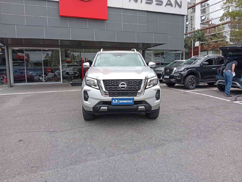 nissan frontier 2.3 16v turbo diesel platinum cd 4x4 automatico 4p 20251