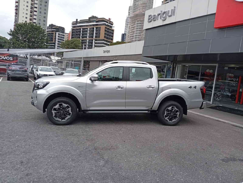 nissan frontier 2.3 16v turbo diesel platinum cd 4x4 automatico 4p 20253