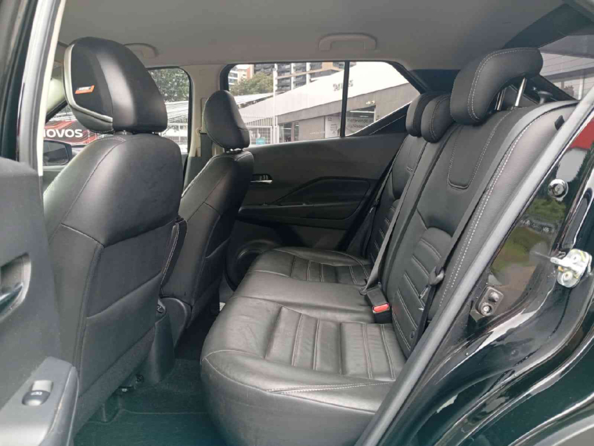 kicks active 1.6 16v cvt xtronic 2021/2211