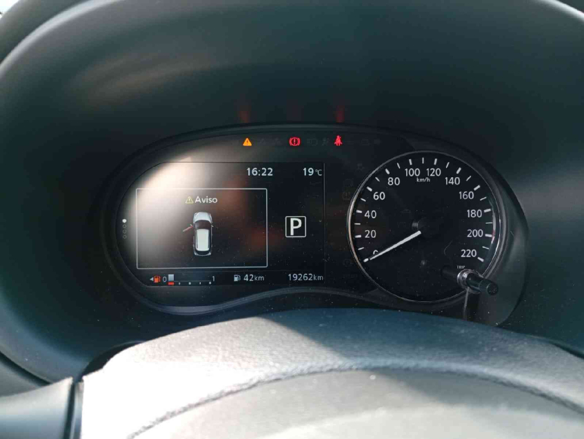 kicks advance 1.6 16v cvt  xtronic 2023/2415