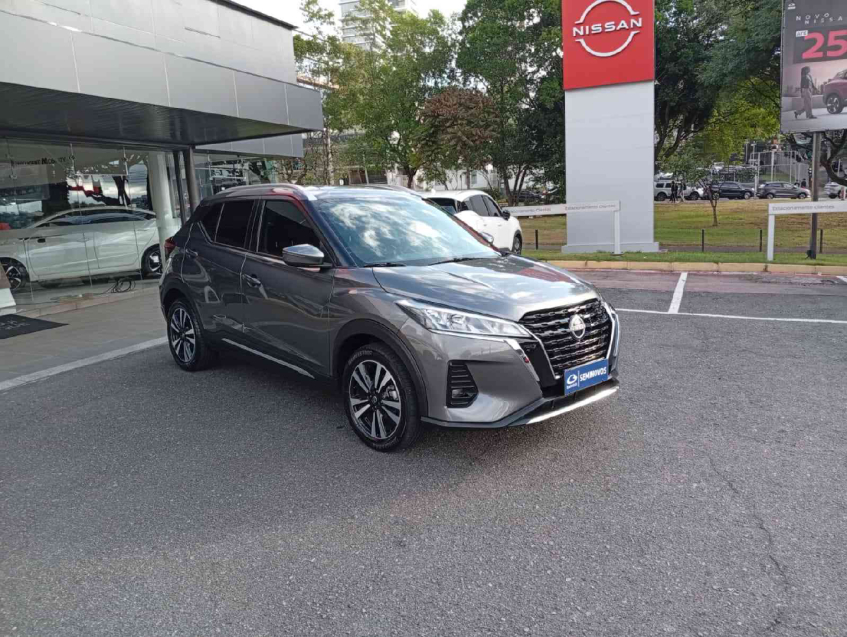 kicks advance 1.6 16v cvt  xtronic 2023/24