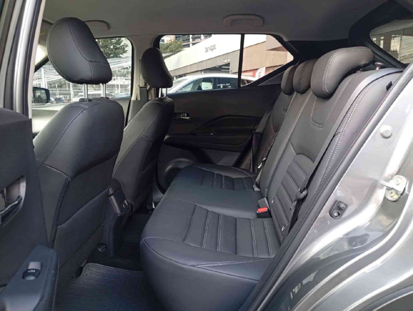 kicks advance 1.6 16v cvt  xtronic 2023/2412