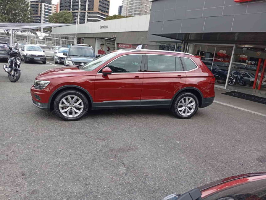 tiguan allspace comfortline 250 1.4 tsi dsg tiptronic 2018/183