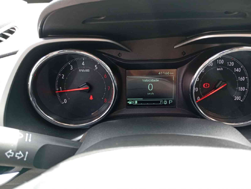 tracker lt 1.0 turbo at6  flex automatico 2024/2416