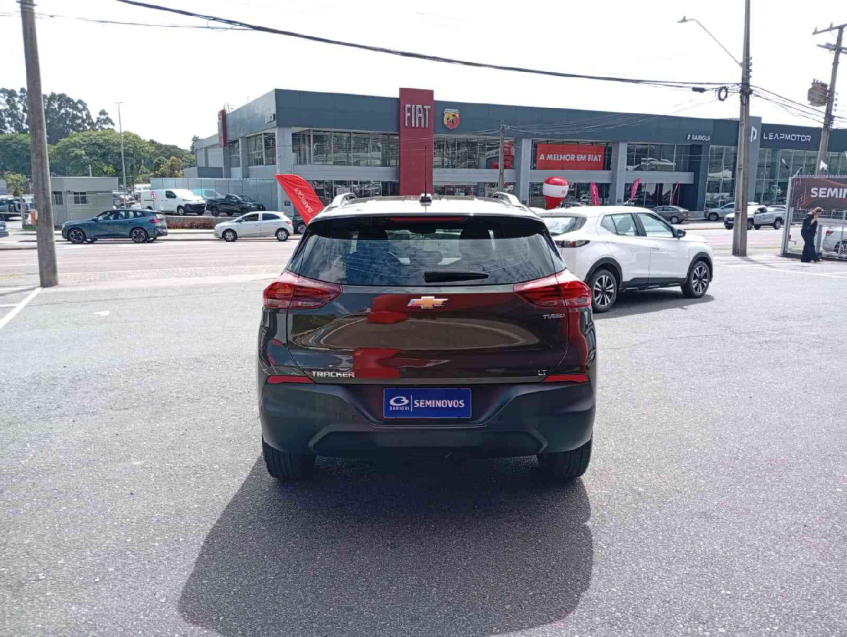 tracker lt 1.0 turbo at6  flex automatico 2024/245