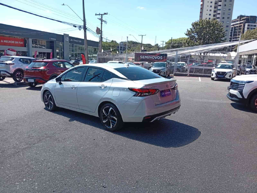 versa 1.6 exclusive cvt 113hp flex automatico 2024/244