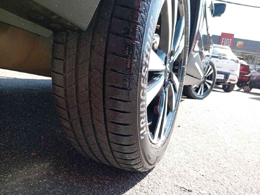 kicks 1.6 exclusive p. tech 113hp flex automatico 2022/2318