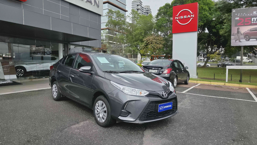 yaris sedan xl 1.5 cvt flex automatico 2024/25