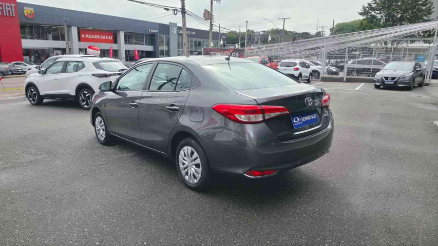 yaris sedan xl 1.5 cvt flex automatico 2024/254