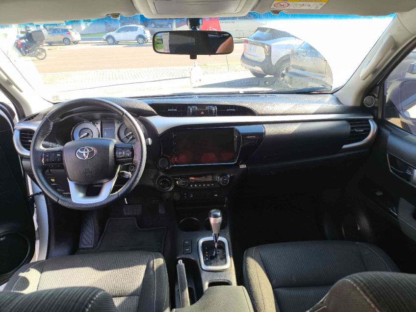 hilux cd dsl 4x4 sr at diesel automatico 23/2412