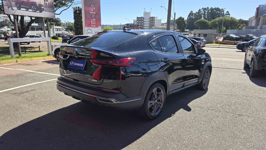 fastback limited edition 1.3 turbo 270 flex 2022/236