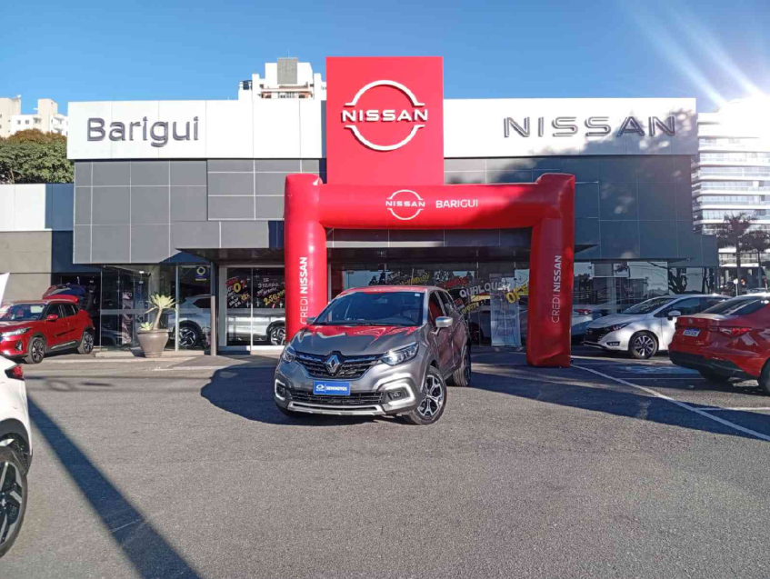captur iconic 1.3 turbo cvt  flex automatico 2021/2218