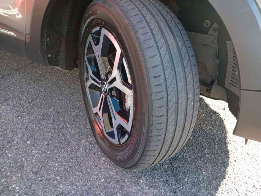 captur iconic 1.3 turbo cvt  flex automatico 2021/2217