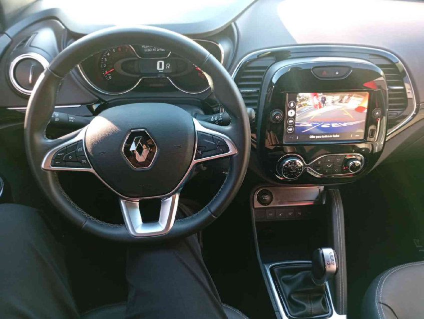 captur iconic 1.3 turbo cvt  flex automatico 2021/2213