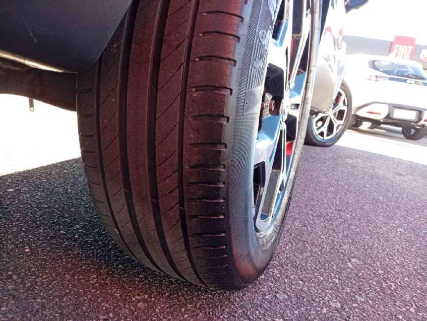 captur iconic 1.3 turbo cvt  flex automatico 2021/2216