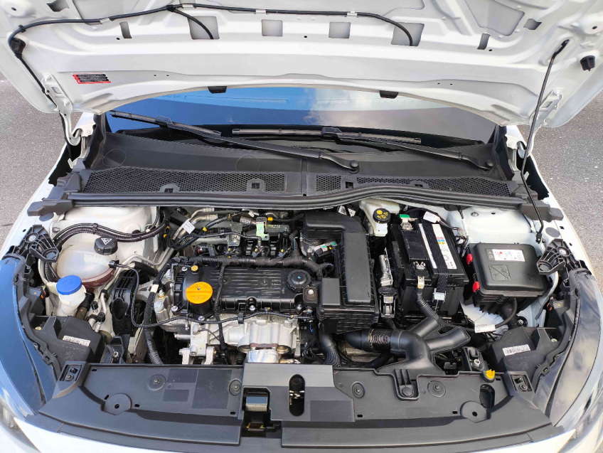 208 style 1.0 mt flex manual 2022/239