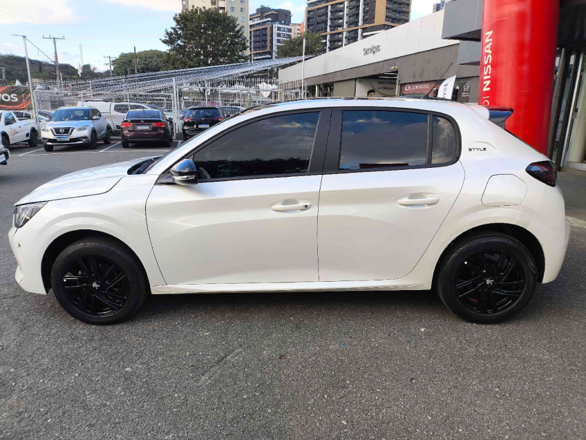 208 style 1.0 mt flex manual 2022/233