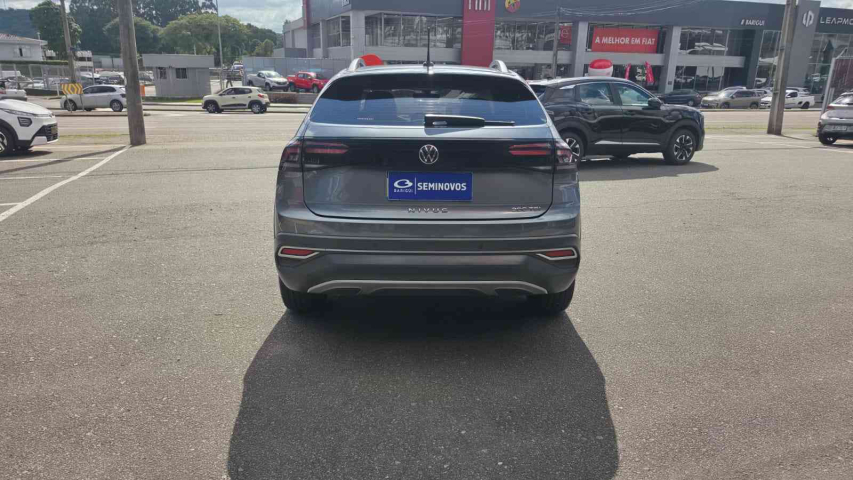 nivus highline 200 1.0 12v tsi at6 flex automatico 2023/235