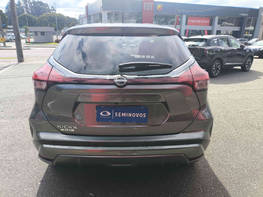 kicks play active plus 1.6 16v cvt flex automatico 2025/255