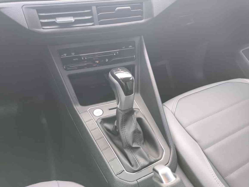 volkswagen nivus 1.0 200 tsi total flex highline automatico 4p 202417