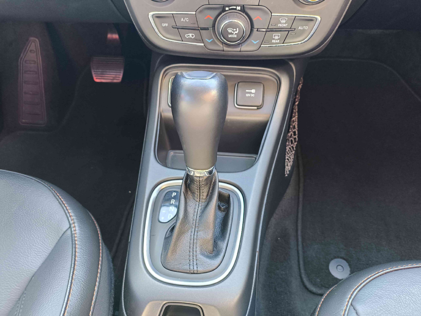 jeep compass 2.0 16v flex longitude automatico 4p 202116