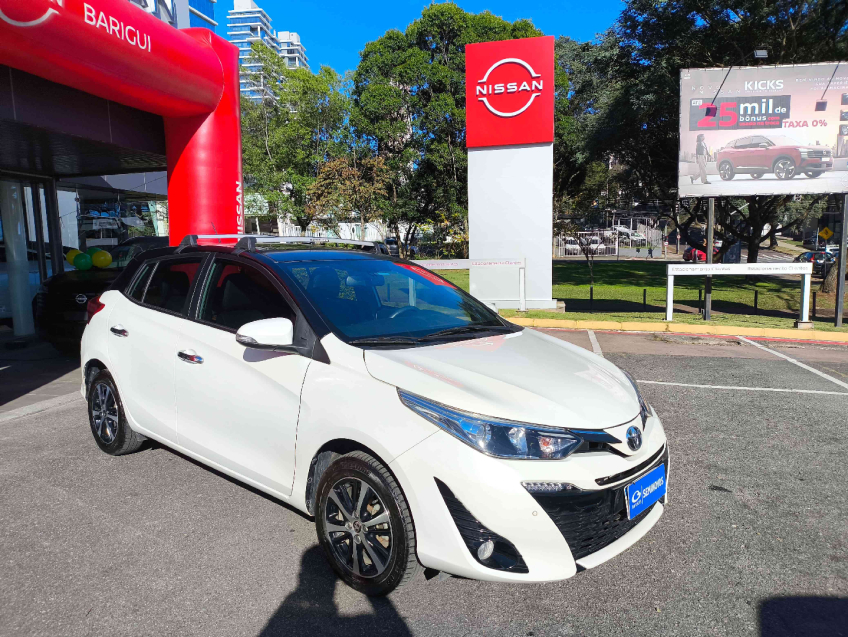 yaris hb xls a/t  flex 2019/19