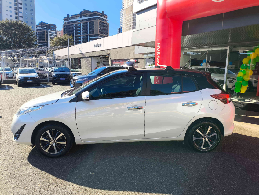 yaris hb xls a/t  flex 2019/193