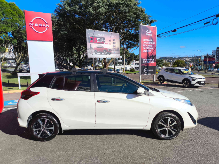 yaris hb xls a/t  flex 2019/197