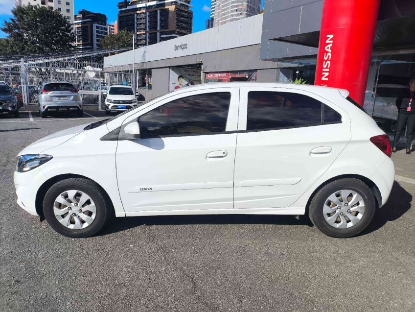 onix lt 1.0 8v mt6 eco  flex manual 2017/173