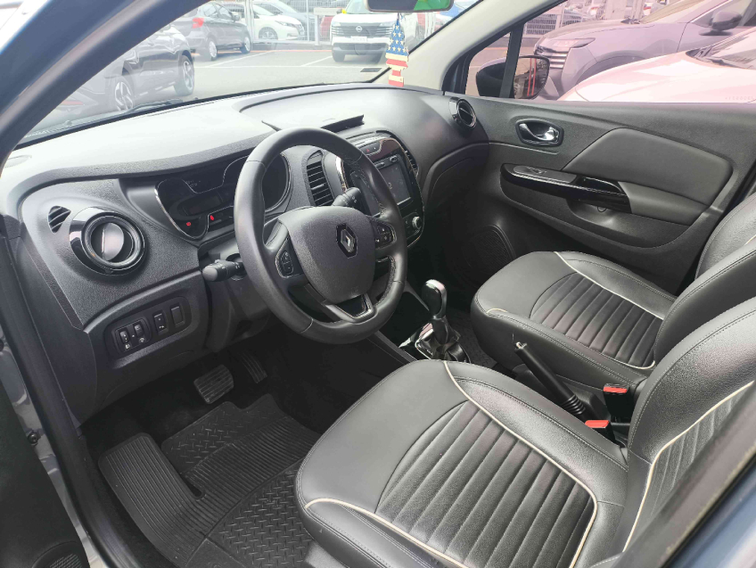 captur intense 1.6 16v sce cvt x-tronic flex 2018/1910
