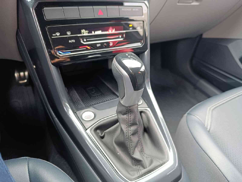 t-cross highline 250 1.4 tsi at617