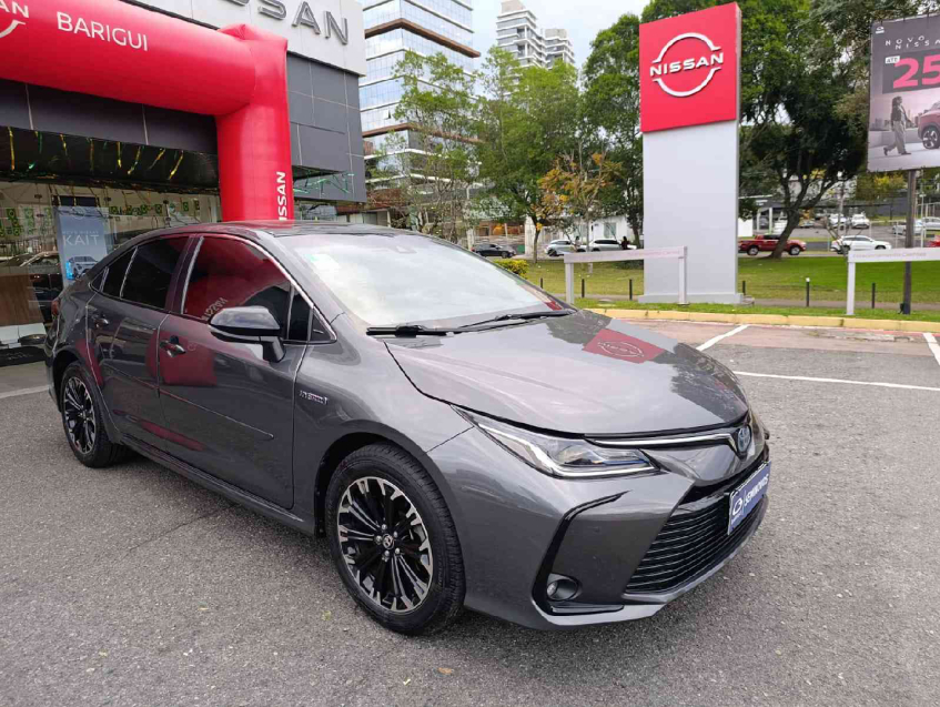 corolla altis premium 1.8l hv ffv cvt 23/24