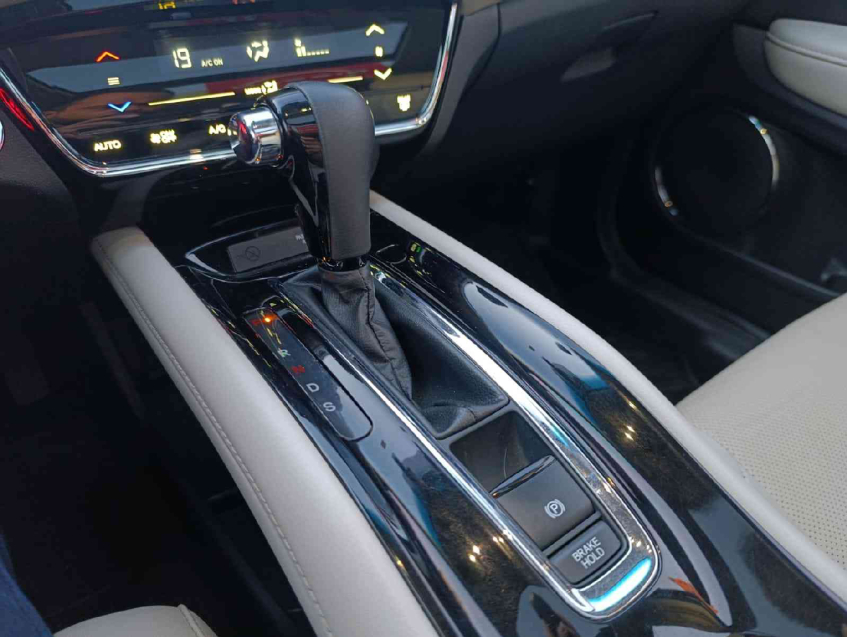 hr-v touring 1.5 16v cvt flex automatico 2020/2018