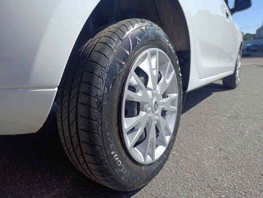sandero zen 1.0 mt flex 82hp  2020/2116