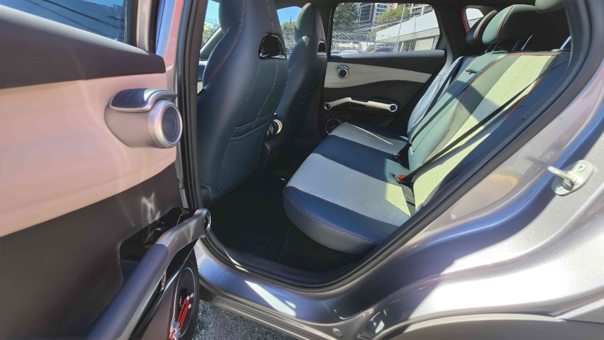 yuan plus ev automatico 2023/2412