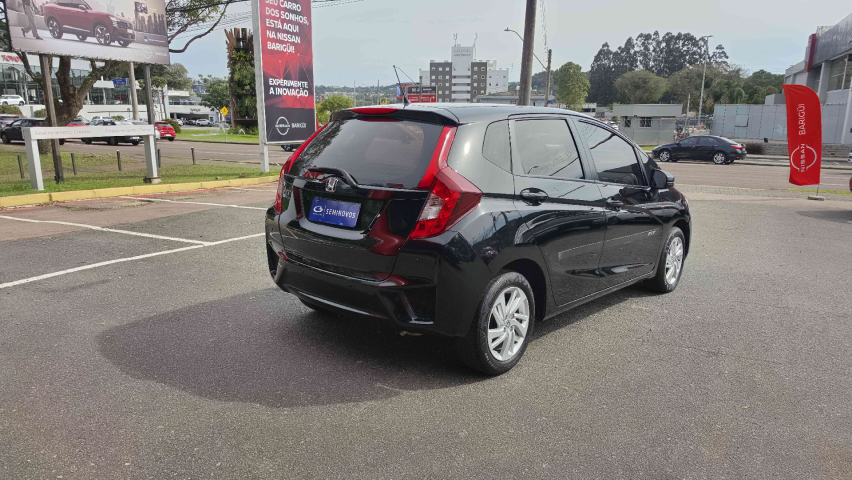 fit lx 1.5 16v cvt flexone  flex automatico 2016/176