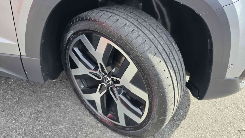 taos highline 250 1.4 tb at  flex automatico 2024/2420