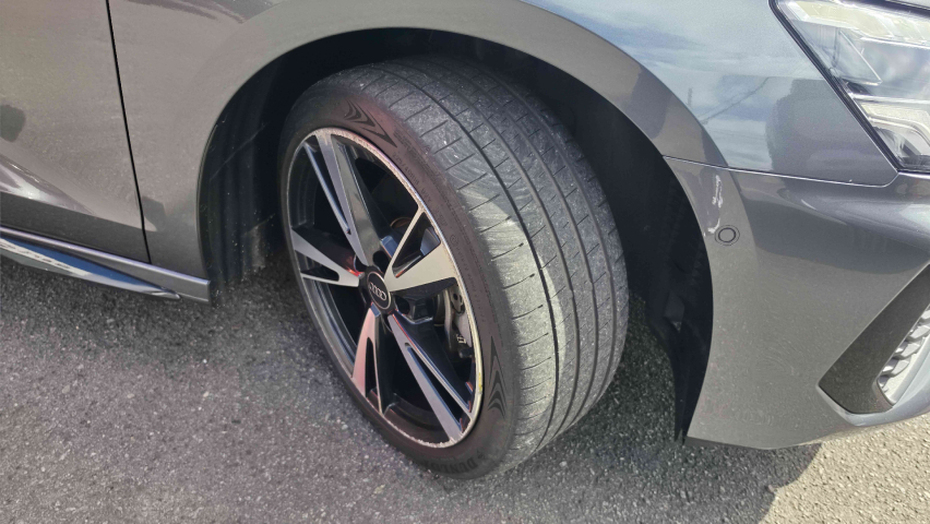 a3 sedan performance black 2.0 16v tb mhev s troni  2023/2419