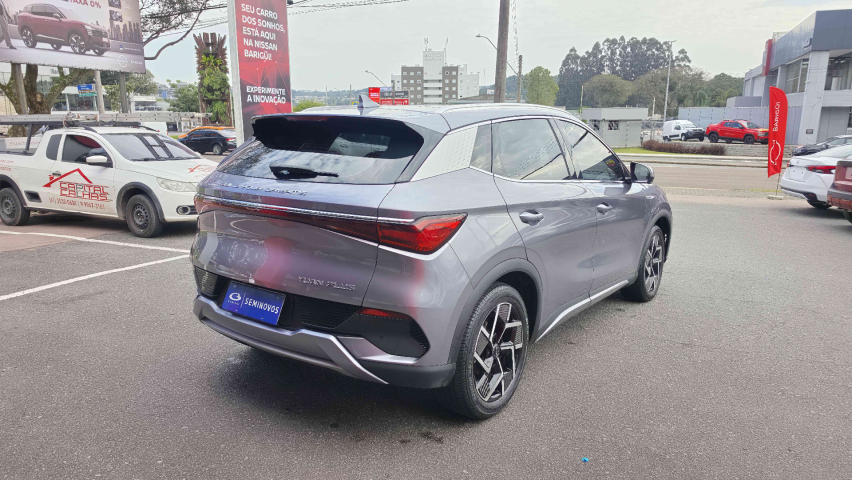 yuan plus ev automatico 2023/237