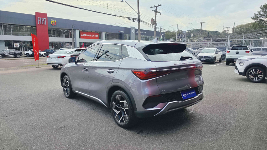 yuan plus ev automatico 2023/235
