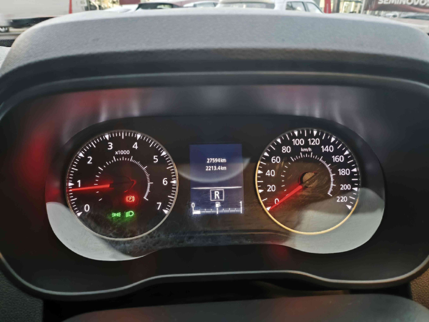 iconic 1.3 16v tce cvt x-tronic  flex automatico 2023/2415