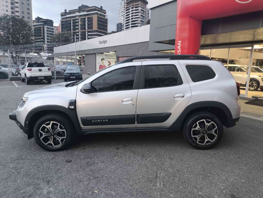 iconic 1.3 16v tce cvt x-tronic  flex automatico 2023/243
