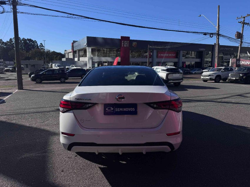 sentra 2.0 advance cvt  gasolina automatico 2023/235