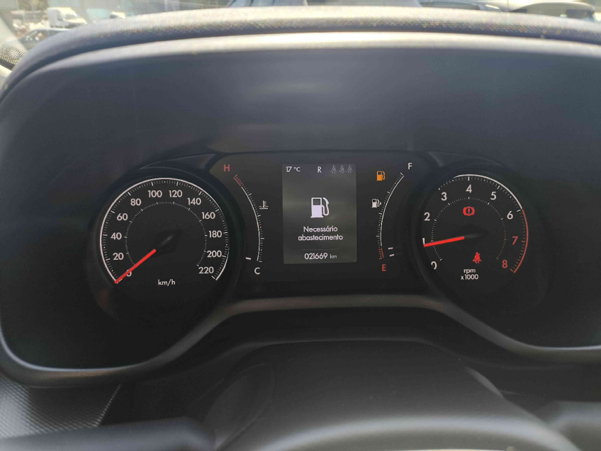 fastback 1.0 12v turbo at  flex automatico 2023/2415