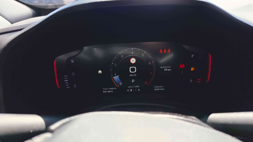 renegade sport altitude 1.3 t270 gse turbo at6  2023/2414