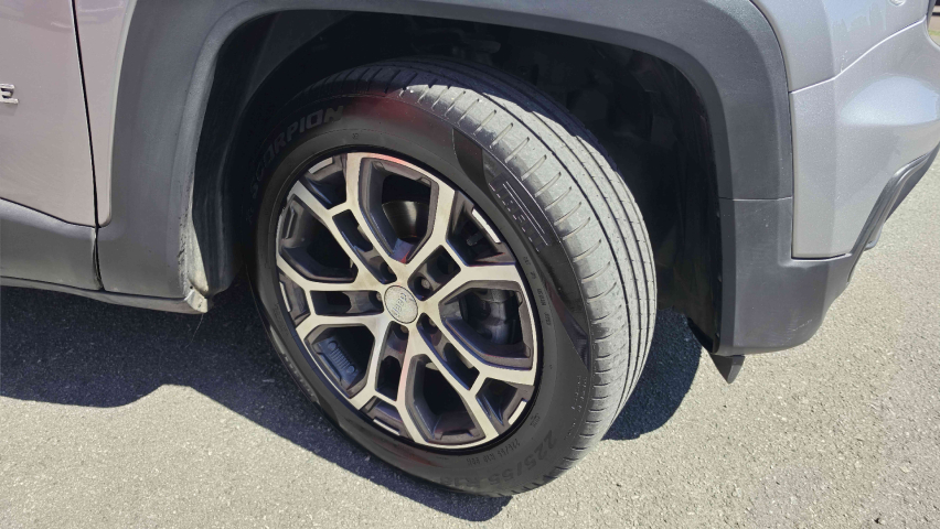renegade sport altitude 1.3 t270 gse turbo at6  2023/2417
