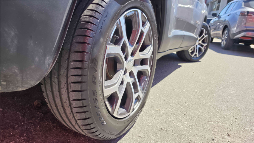 renegade sport altitude 1.3 t270 gse turbo at6  2023/2418