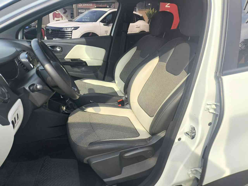 captur intense 1.6 16v sce cvt x-tronic  flex 2019/2011