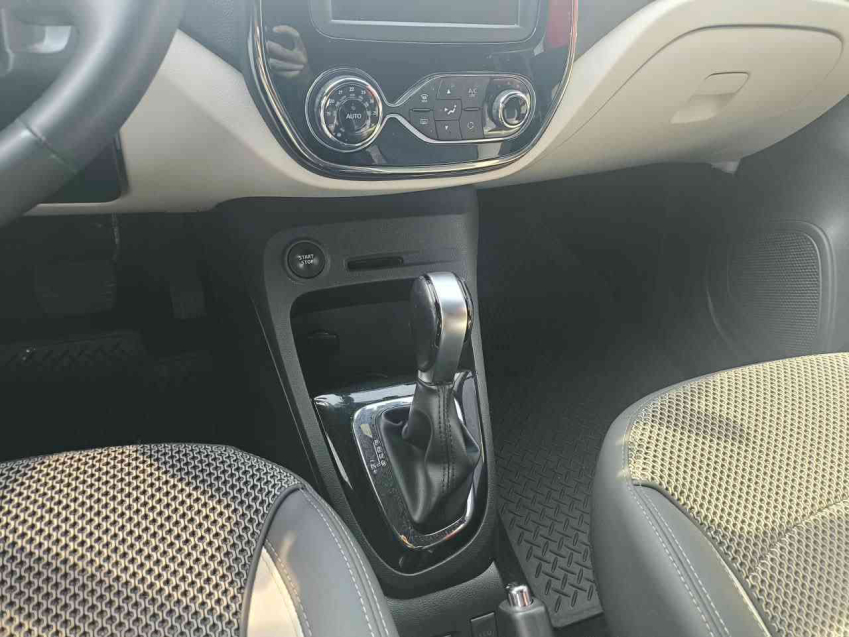 captur intense 1.6 16v sce cvt x-tronic  flex 2019/2017